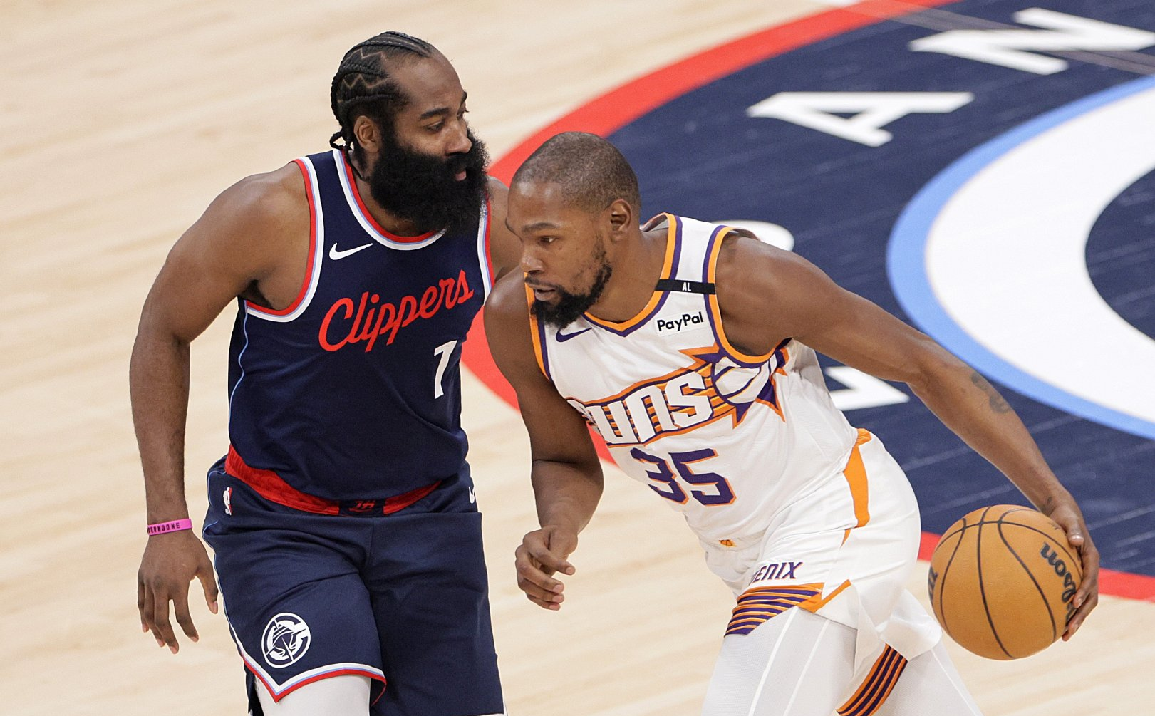 关于NBA季后赛赛程吃紧，洛杉矶快船赛前强势反弹，媒体盛赞，身体对抗强度拉满的信息